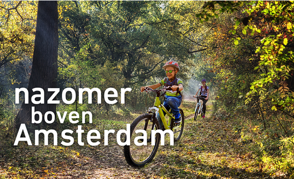 Nazomer boven Amsterdam